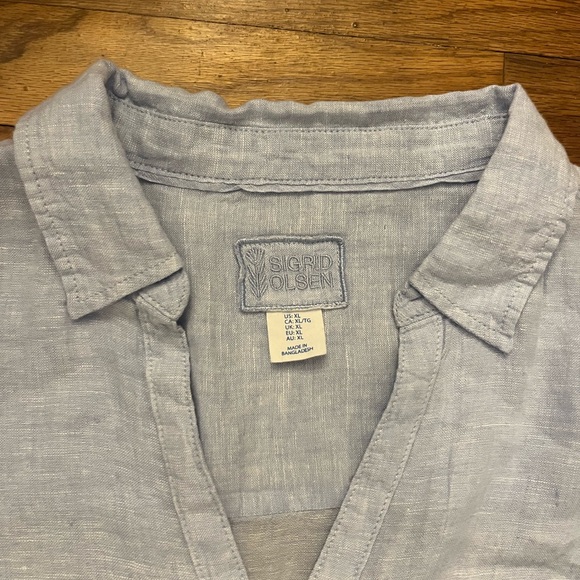 Blue button down - Picture 1 of 2